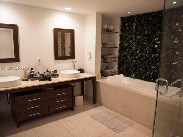 Apartment for sale  Unit #3805 - photo 7090631