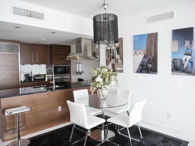 Apartment for sale  Unit #3805 - photo 7090635