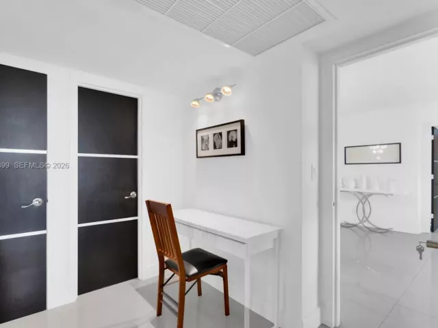 2-bedroom condo for rent in Hallandale Beach - 3140 S Ocean Dr 1211 - MondialRealty