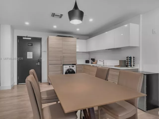 2-bedroom condo for sale in Hollywood - 777 N Ocean Dr S410 - MondialRealty