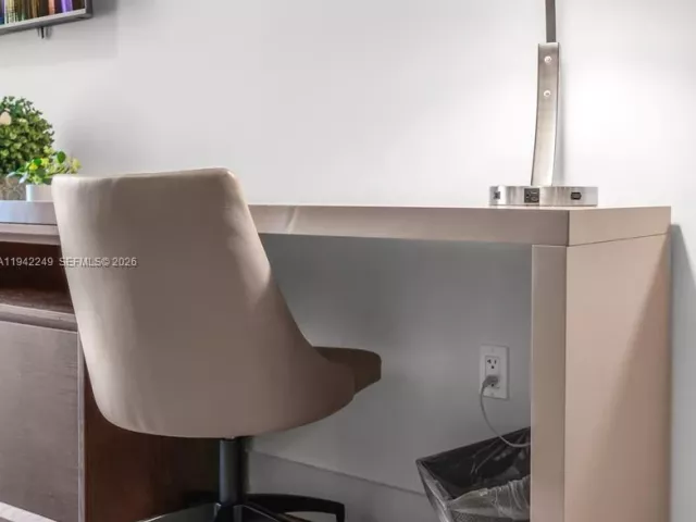 2-bedroom condo for sale in Hollywood - 777 N Ocean Dr S410 - MondialRealty