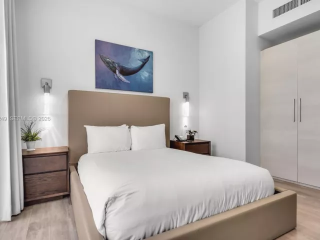 2-bedroom condo for sale in Hollywood - 777 N Ocean Dr S410 - MondialRealty