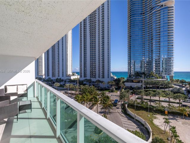 Apartment for sale  Unit #907 - photo 7131974