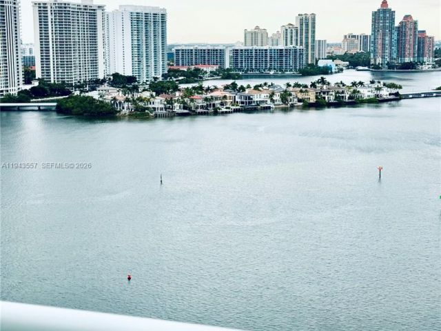 Apartment for sale  Unit #2201 - photo 7433546