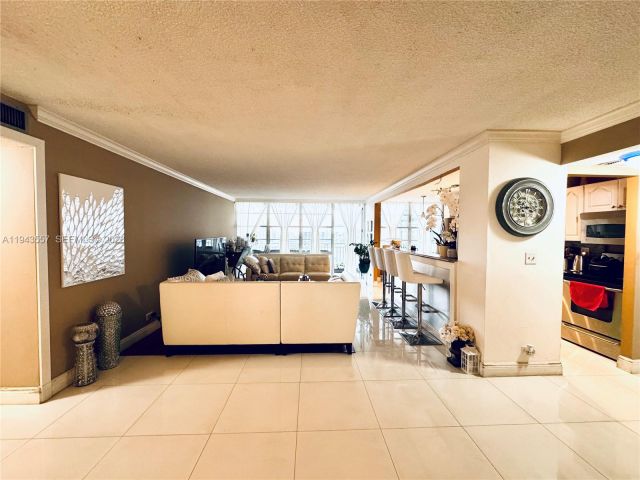 Apartment for sale  Unit #2201 - photo 7433551