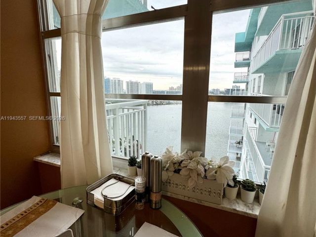 Apartment for sale  Unit #2201 - photo 7433563