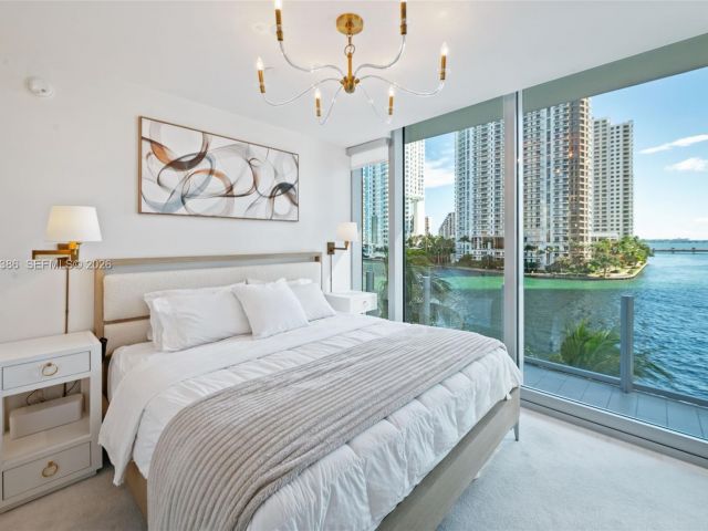 Apartment for sale  Unit #403C - photo 7093975