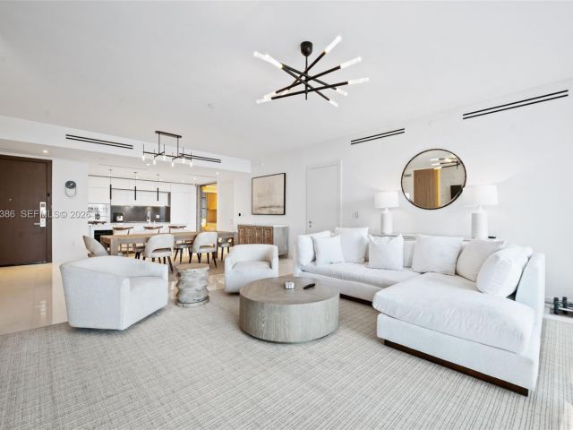 Apartment for sale  Unit #403C - photo 7093989