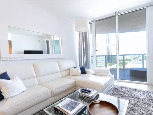 2-bedroom condo for sale in Miami Beach - 400 Alton Rd 1709 - MondialRealty