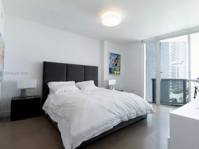 2-bedroom condo for sale in Miami Beach - 400 Alton Rd 1709 - MondialRealty