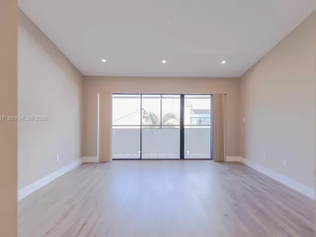 3-bedroom home for sale in Aventura - 3525 Magellan Cir 626 - MondialRealty