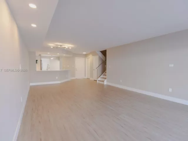 3-bedroom home for sale in Aventura - 3525 Magellan Cir 626 - MondialRealty