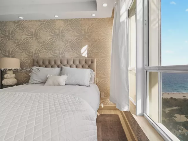 3-bedroom condo for sale in Bal Harbour - 10155 Collins Ave 1505 - MondialRealty