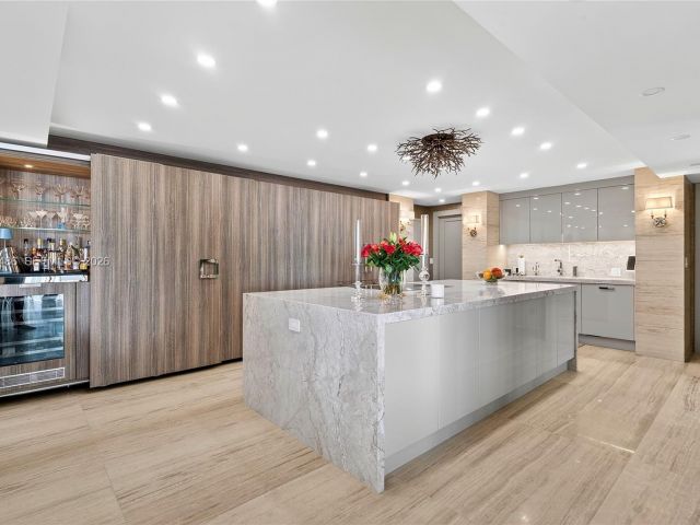 Apartment for sale  Unit #1505 - photo 7189608