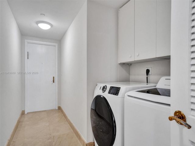 Apartment for rent  Unit #N8-H - photo 7114470