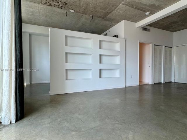 Apartment for rent  Unit #LPH05 - photo 7437400