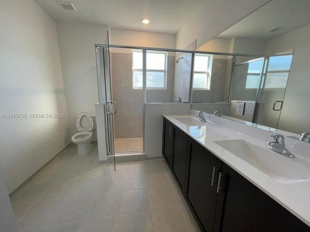 3-bedroom home for rent in Homestead - 2634 SE 11th Ct 2634 - MondialRealty