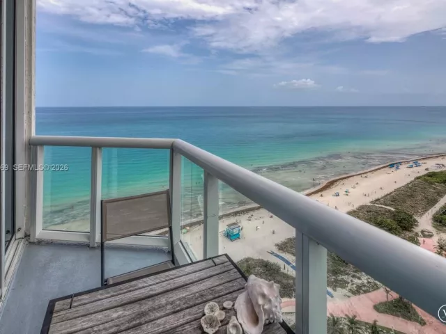 Apartment for rent  Unit #1804 - photo 7130692