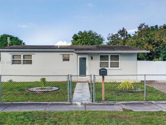 Home for sale at 19632 SW 120th Ave - photo 7465222