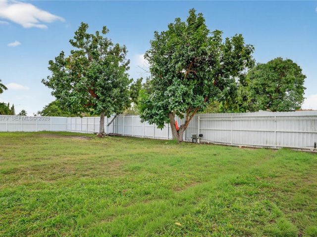 Home for sale at 19632 SW 120th Ave - photo 7465233