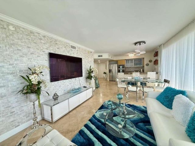 Apartment for rent  Unit #1508 - photo 7095809