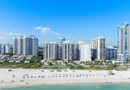 Apartment #1104 at Maison Grande