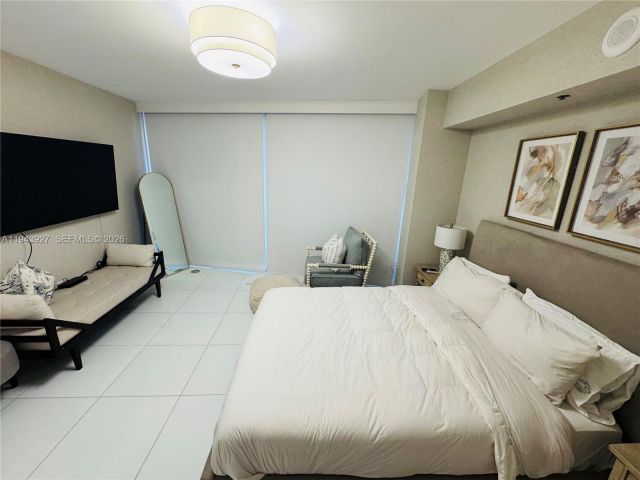 Apartment for rent  Unit #618 - photo 7090546