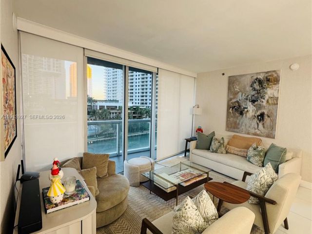 Apartment for rent  Unit #618 - photo 7090557