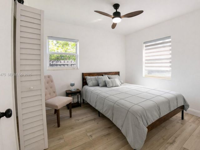 Home for sale at 1032 NW 11th Pl - photo 7436420