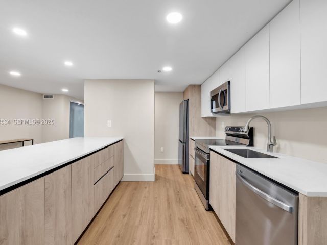 Apartment for sale  Unit #M9 M10 M11 M12 - photo 7096230