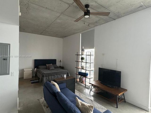 Apartment for rent  Unit #3404 - photo 7467938