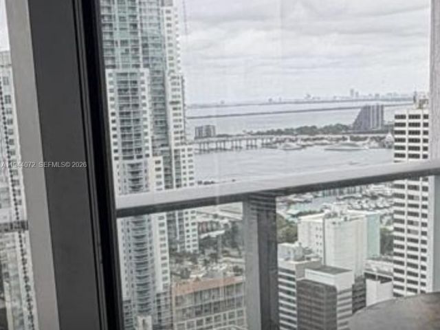 Apartment for rent  Unit #3404 - photo 7467941