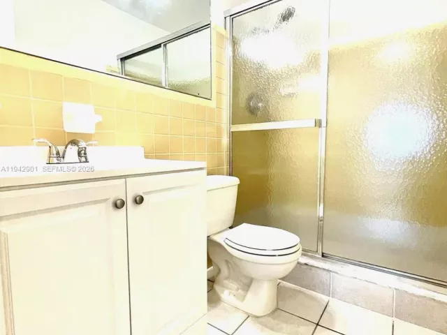 3-bedroom home for rent in Sunny Isles Beach - 18715 Atlantic Blvd 18715 - MondialRealty