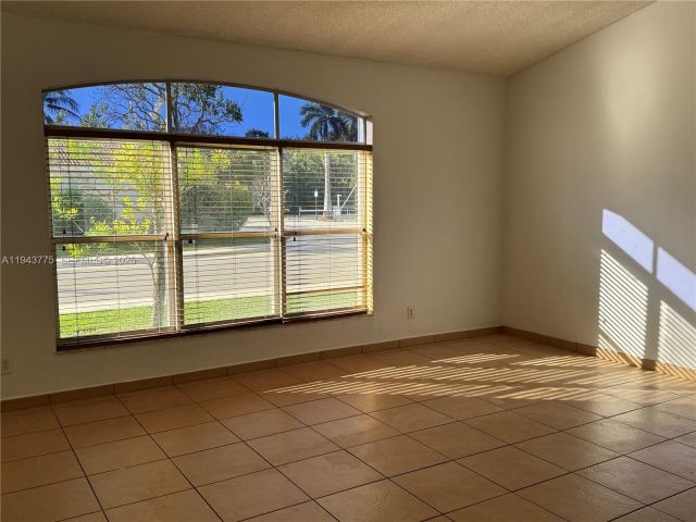 Home for rent at 13064 NW 9th Ct 13064 - photo 7454928