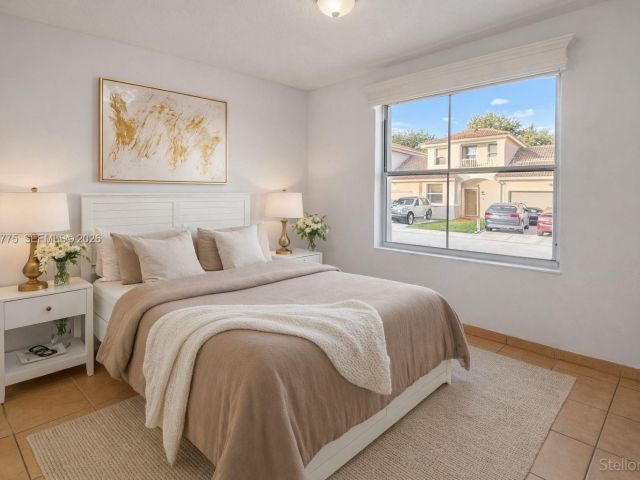 Home for rent at 13064 NW 9th Ct 13064 - photo 7454933