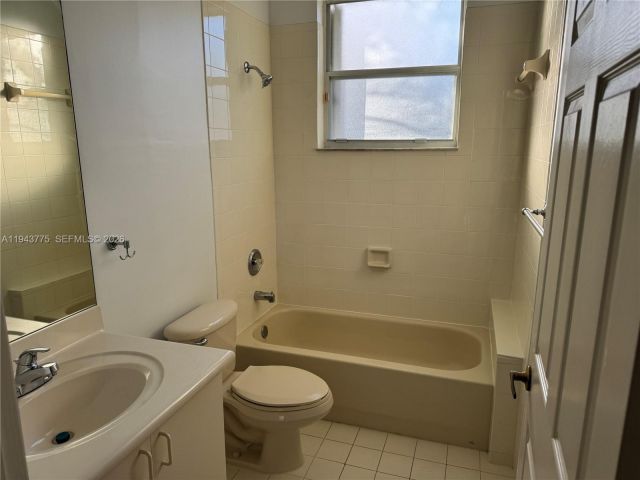 Home for rent at 13064 NW 9th Ct 13064 - photo 7454934