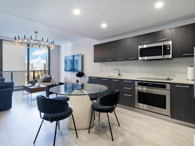 Apartment for rent  Unit #3010 - photo 7089922