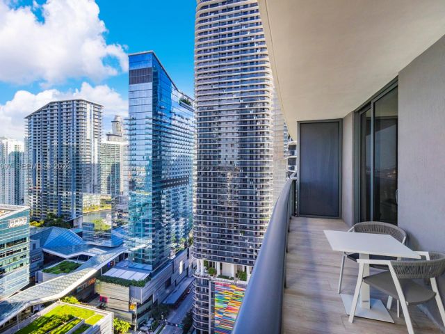 Apartment for rent  Unit #3010 - photo 7089927