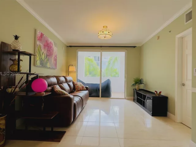 2-bedroom condo for sale in Sunny Isles Beach - 17125 N Bay Rd 3311 - MondialRealty