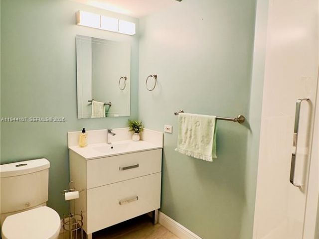 Apartment for sale  Unit #3311 - photo 7121927