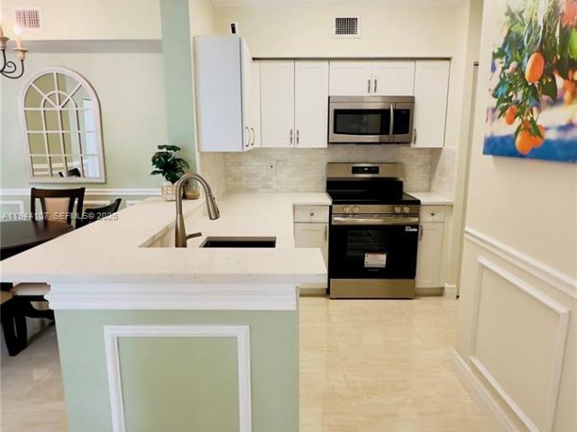 Apartment for sale  Unit #3311 - photo 7121937