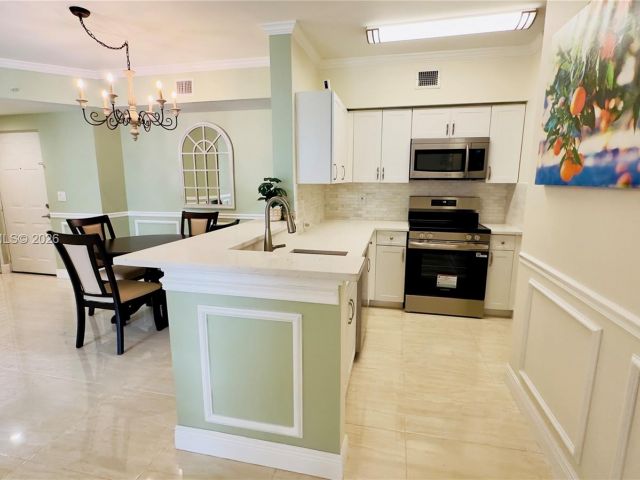 Apartment for sale  Unit #3311 - photo 7121938