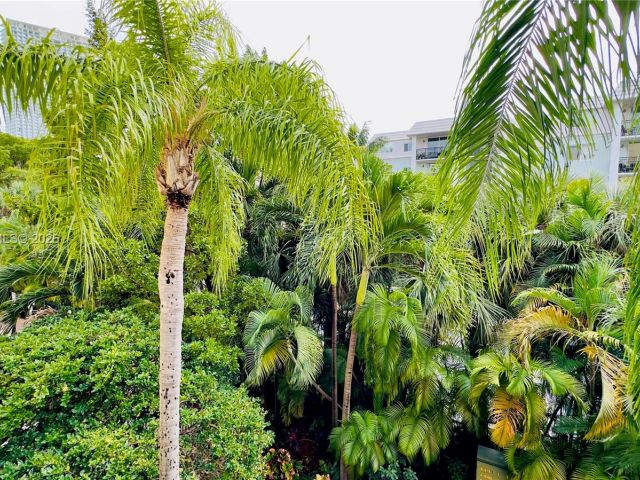 Apartment for sale  Unit #3311 - photo 7121942