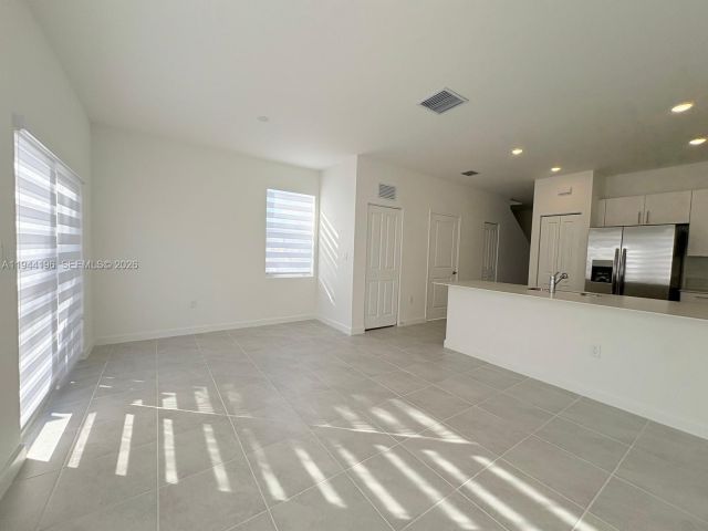 3-bedroom home for rent in Homestead - 12168 SW 268 Lane - MondialRealty