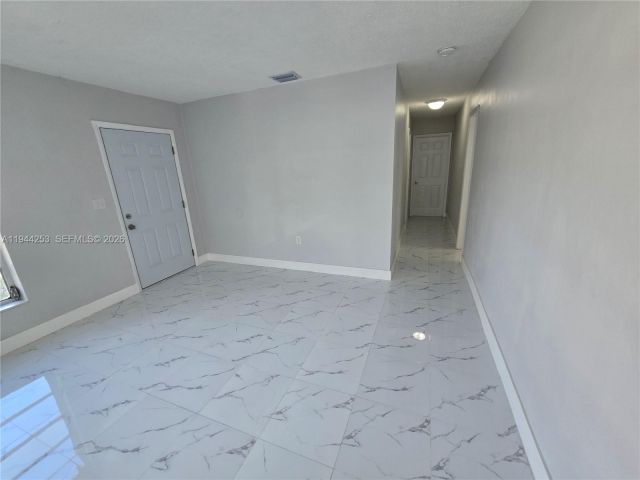 3-bedroom home for rent in Miami - 1320 NE 211th Ter - MondialRealty