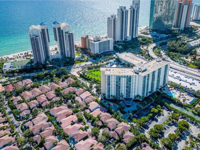 Apartment for sale  Unit #207 - photo 7441794