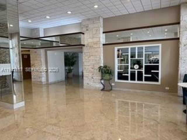 2-bedroom condo for sale in Sunny Isles Beach - 231 174th St 2308 - MondialRealty