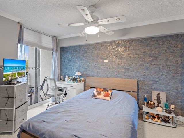 2-bedroom condo for sale in Aventura - 3600 Mystic Pointe Dr 309 - MondialRealty