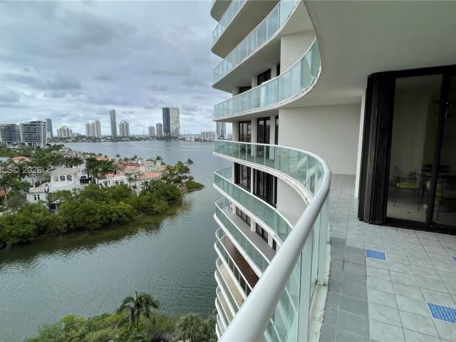 Apartment for sale  Unit #1105 - photo 7427329