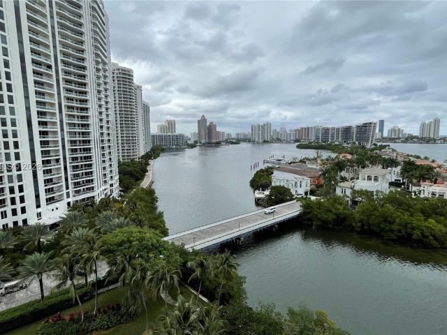 Apartment for sale  Unit #1105 - photo 7427332